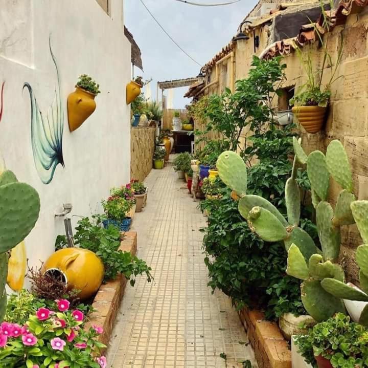 Отель Casa Maritri Locazione Turistica Марцамеми Экстерьер фото
