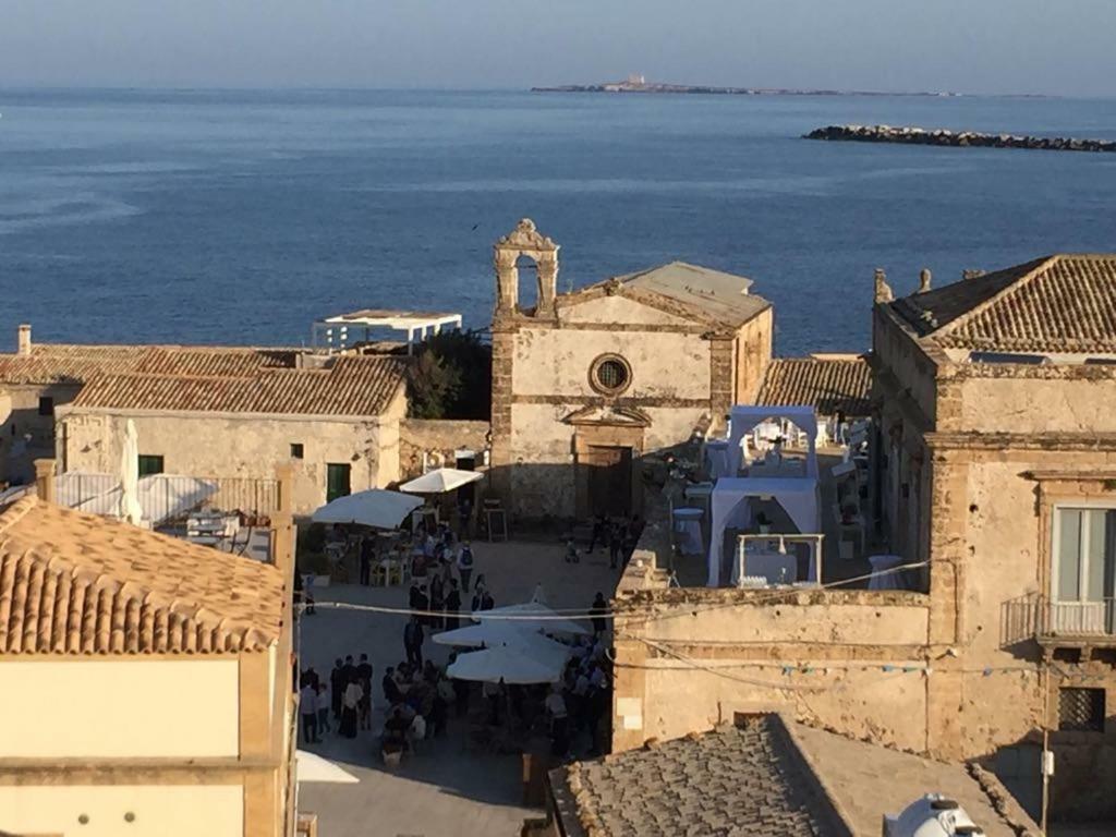 Отель Casa Maritri Locazione Turistica Марцамеми Экстерьер фото